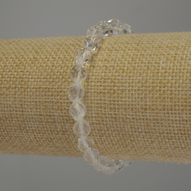 Náramek z horského křišťálu, brusované bikónové korálky, průměr 6 mm, délka 18 cm, elastický