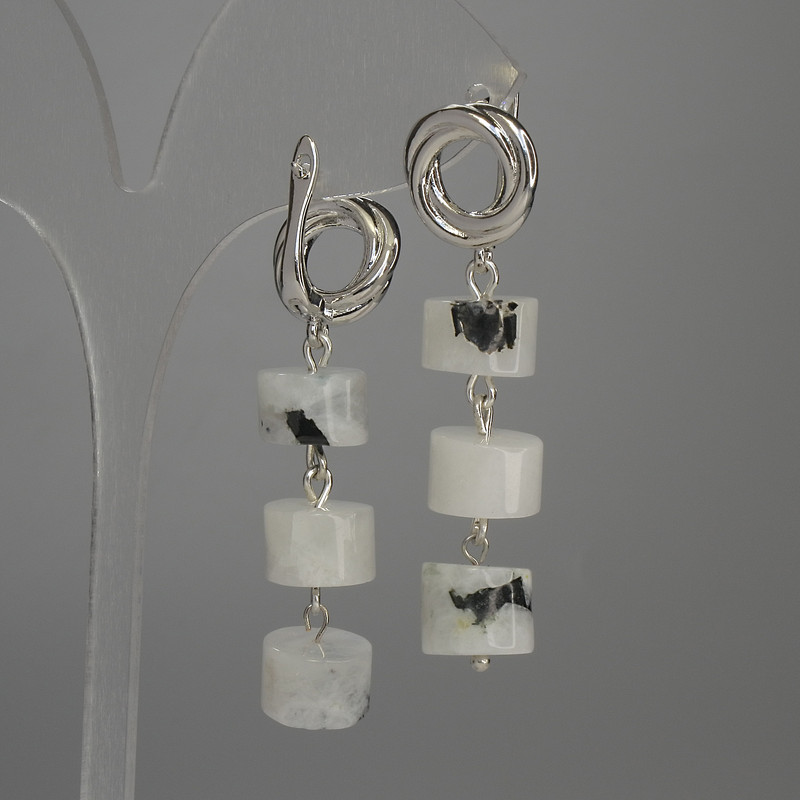 Náušnice z adularitu rondel, průměr 10×7 mm, délka cca 50 mm