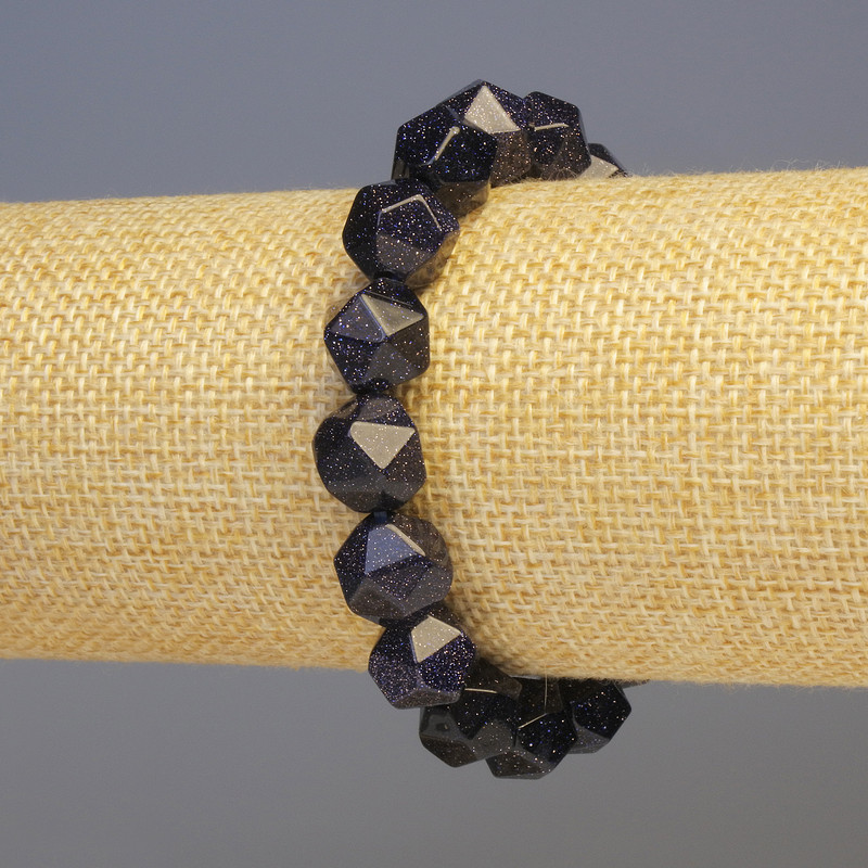 Náramek aventurín modrý písek, syntetický kámen, víceúhelníkové korálky, průměr 11×11 mm, délka 18 cm, elastický