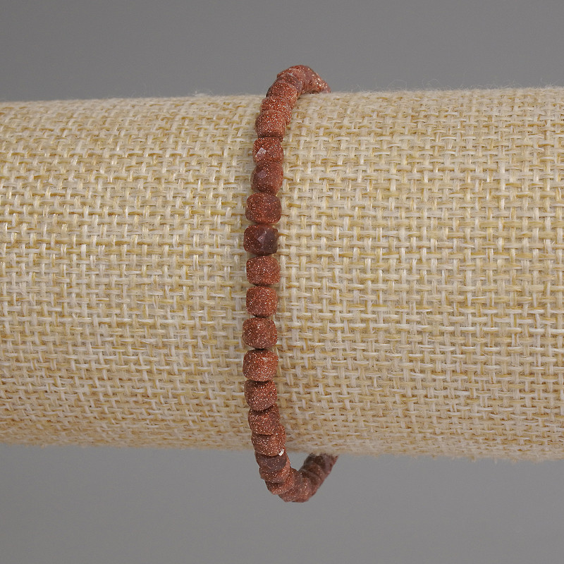 Náramek z aventurinu 'Zlatý písek', broušené kostky, průměr 4 mm, délka 18 cm, elastický