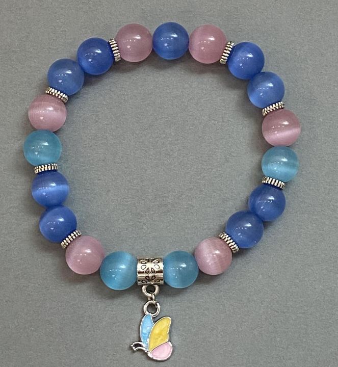 Náramek z kamene kočičího oka, hladké kuličky 9–10 mm, s kovovými vložkami, délka 18 cm, elastický