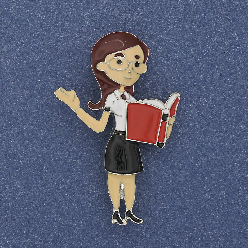 Brož Učitelka se barevným smaltem, stříbrný kov, 52×33 mm