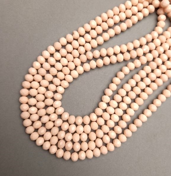 Korálky Český křišťál na niti – granované rondelky, průměr 8×6 mm, délka nitě 37 cm