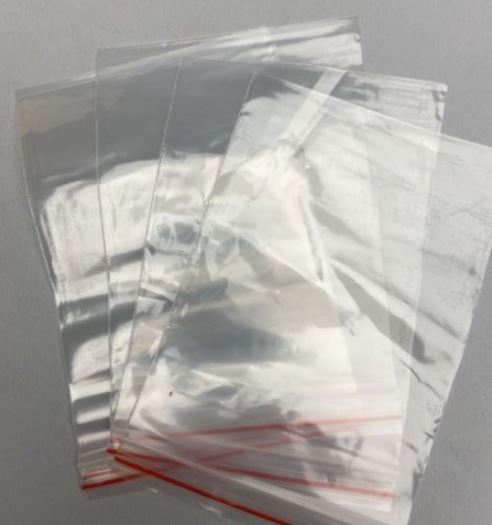 Uzavírací sáček se zipem 8×12 mm ± 100 ks