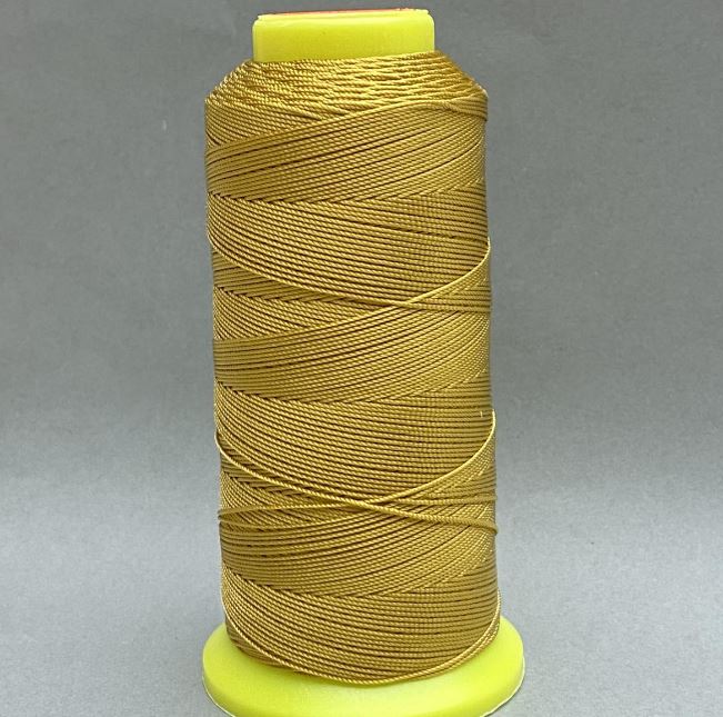 Kapronová nitka na špulce světle hnědá, průměr 0,9 mm, délka 300 m