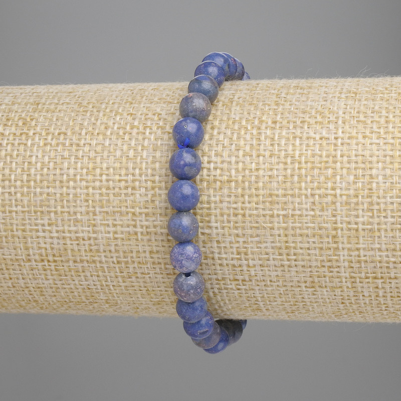 Náramek z houbičkového korálu, hladké korálky 6 mm, délka 18 cm, elastický