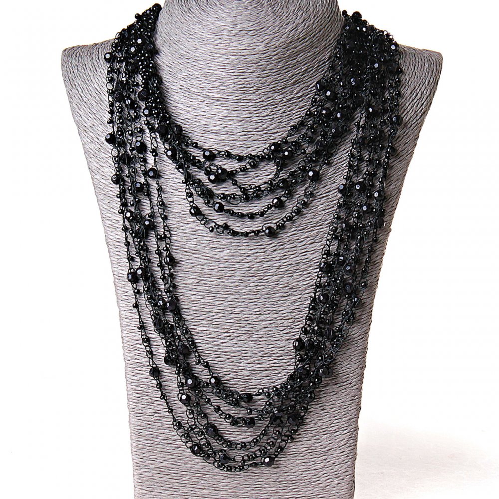 ( 140 cm ) Černý pavoučinový náhrdelník s kulatými přívěsky