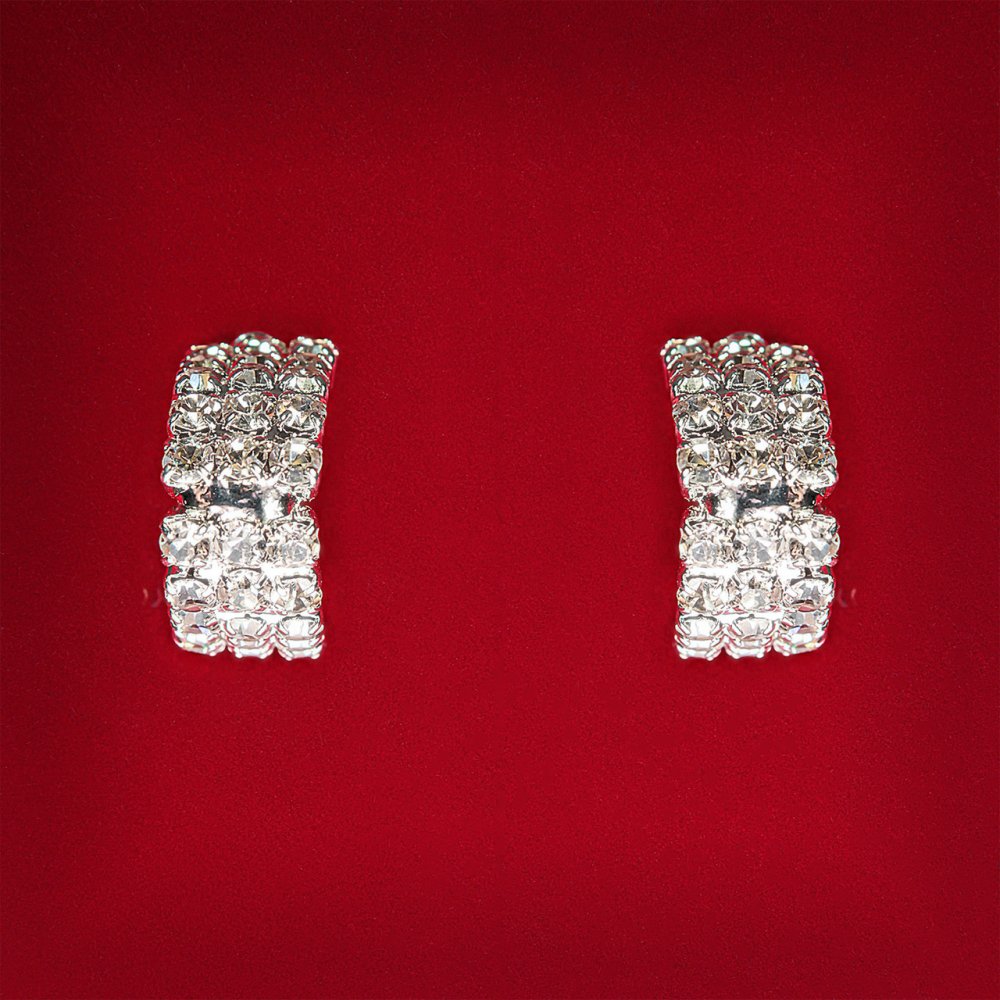 ( 20 mm ) Dámské náušnice pecky se štrasami, světlý kov, svatební a večerní – lehké, s dělením uprostřed