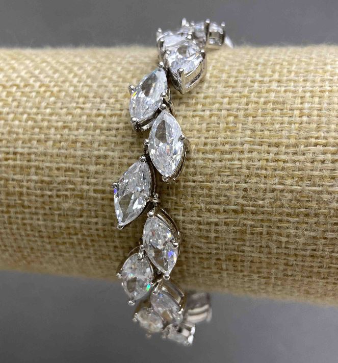 Náramek značky «Bohemian» Kolosok Marquis, průměr 8×13 mm (bohémský křišťál vyrobený v Koreji), délka 18 cm