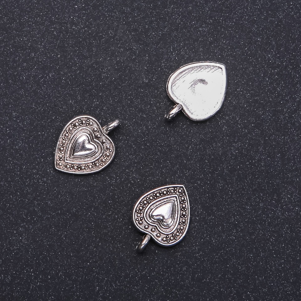 Závěs na přívěsek ve tvaru srdce, průměr 13 mm, délka 18 mm, balení 15 ks (±)