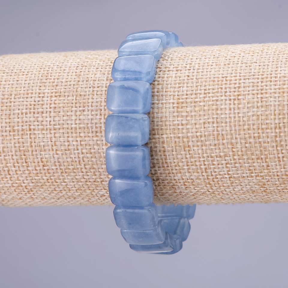 Náramek z umělého akvamarínu s články 10×14 mm na gumičce