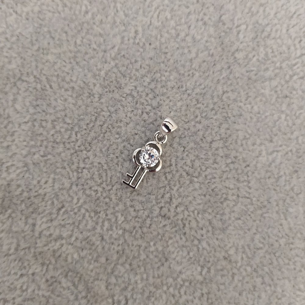 Přívěšek s krystalem, 8 × 17 mm