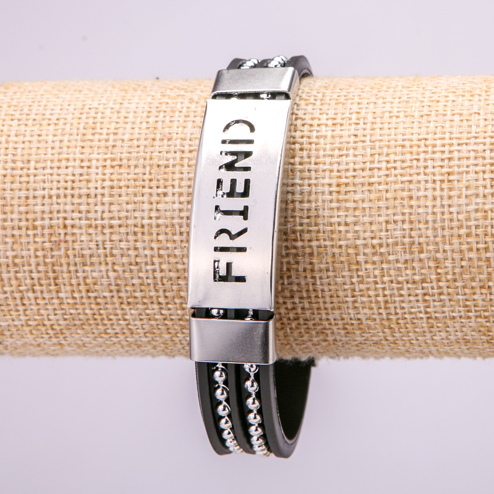 Náramek s kovovými vložkami, délka 21 cm, tloušťka 15 mm, kaučuk, černá barva, na zapínání