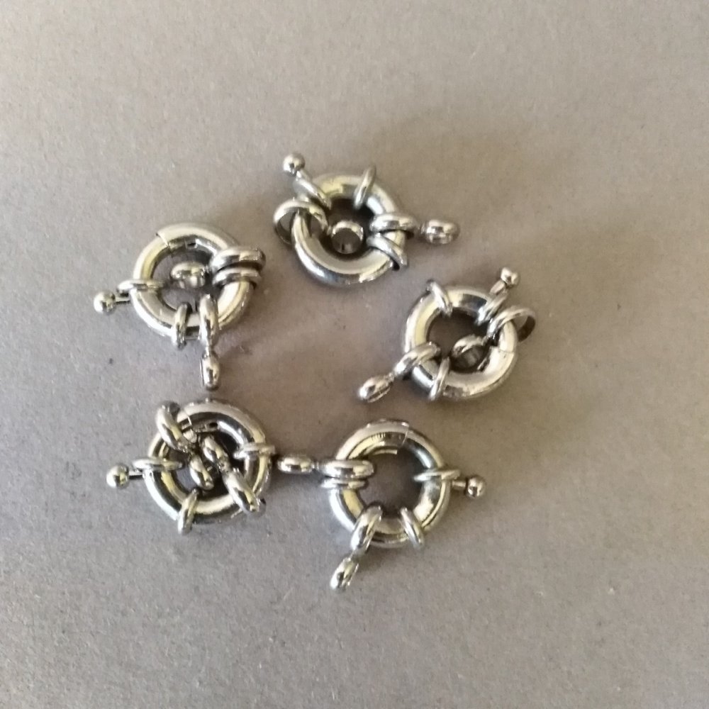 Donutový zámek pro korálky a náramky – na 1 niti, 14 mm, cena za 1 ks