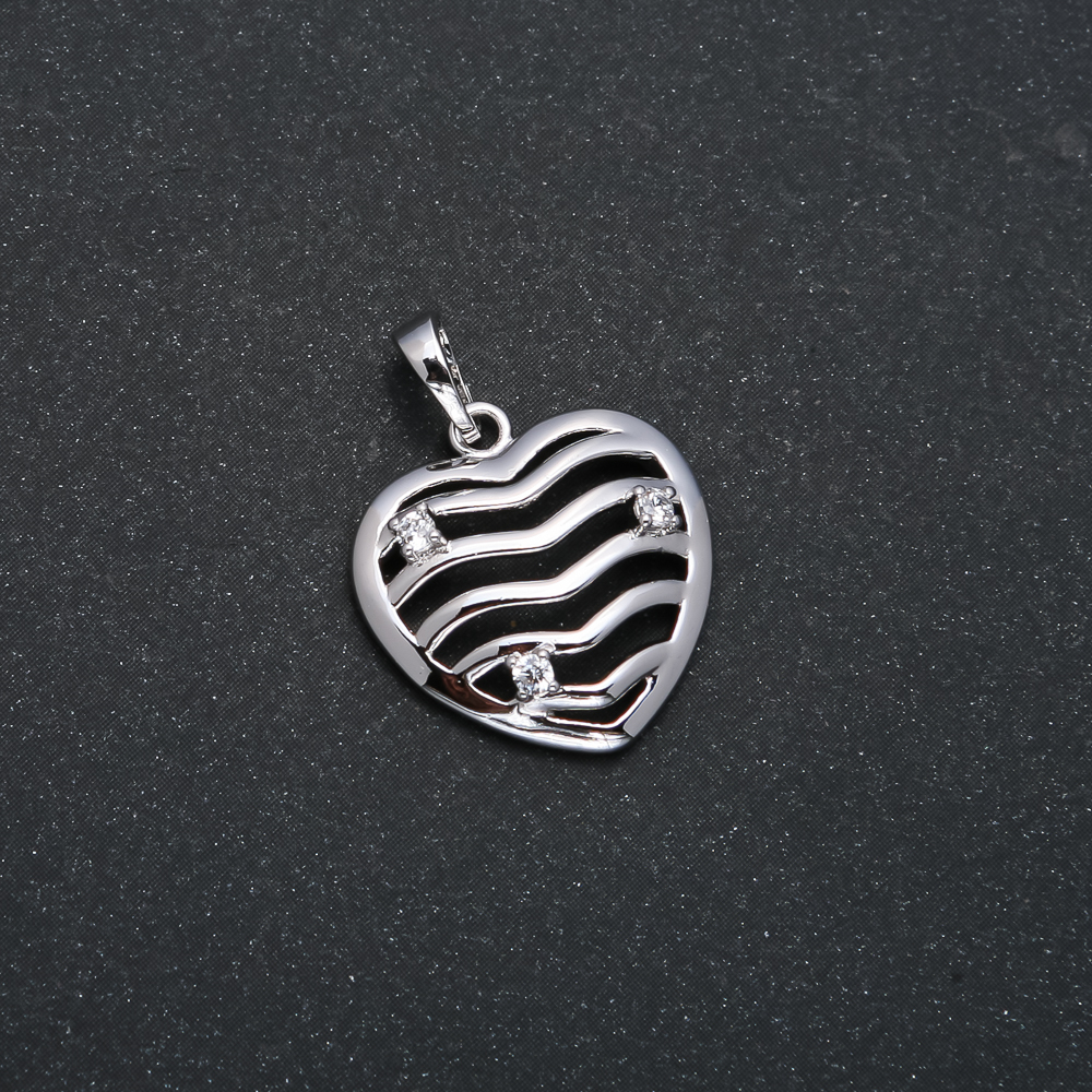 Přívěšek Xuping rhodiované srdce se bílými krystaly, rozměry 25×18 mm +