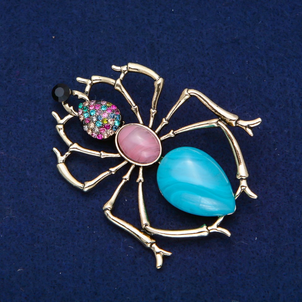 Brož Mravenec ze zlatého kovu 72×57 mm +