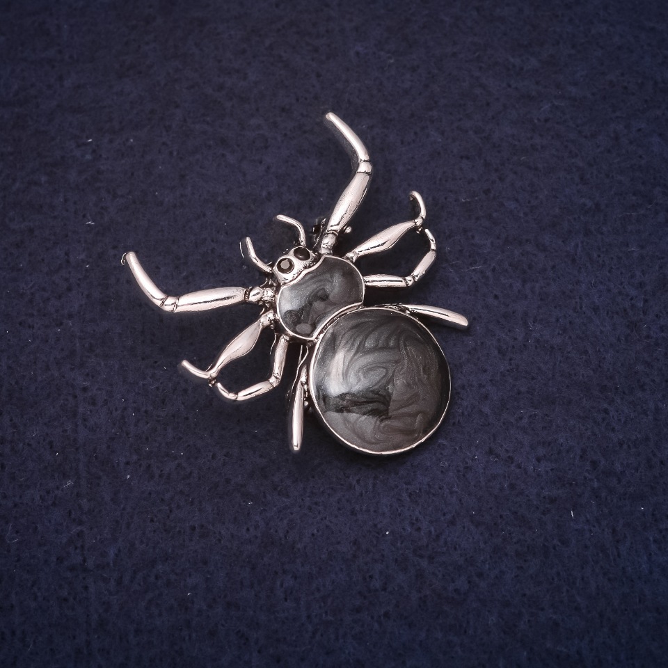 Брошка Павучок 40х40мм стрази емаль колір чорний метал сріблястий