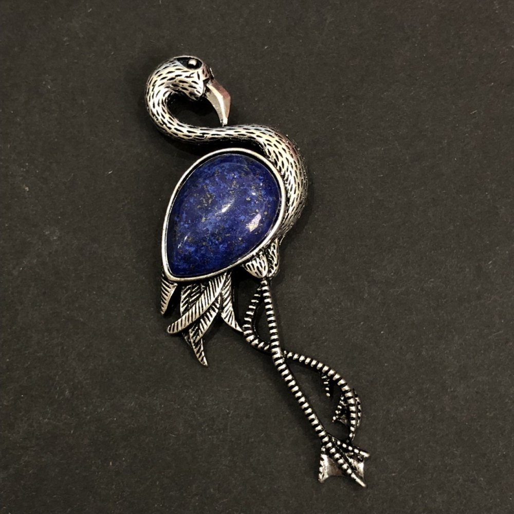 Brožka-přívěšek Flamingo z přírodního lazuritu 85×30 mm