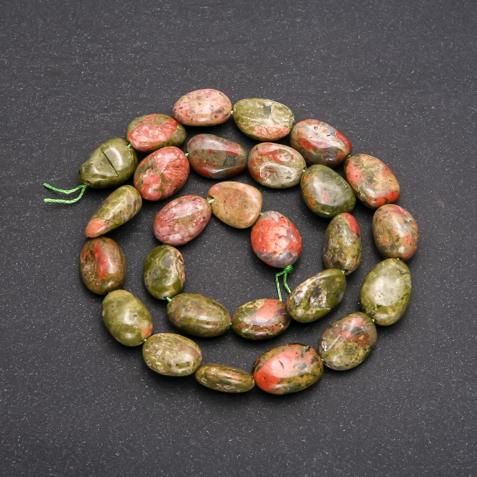 Náhrdelní korálky z heliotropu na niti, fasetované, průměr 10×14 mm, délka 38 cm