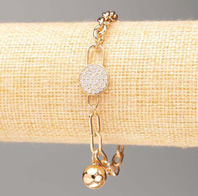 Náramek Xuping s 18K pozlacením, délka 20 cm, tloušťka článků cca 6 mm ±, tloušťka článků cca 5 mm ± se bílými štrasovými kamínky