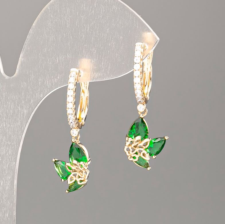 Náušnice Xuping pozlacené 18K se zeleným kamenem a bílými štrasovými kamínky 30×10 mm