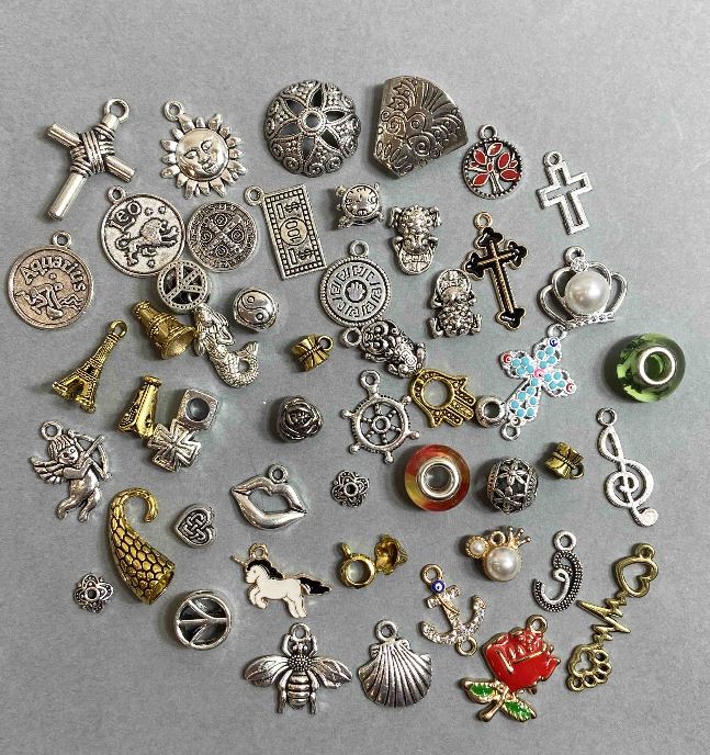 Šperkařské komponenty assortiment (cena za 100 g)