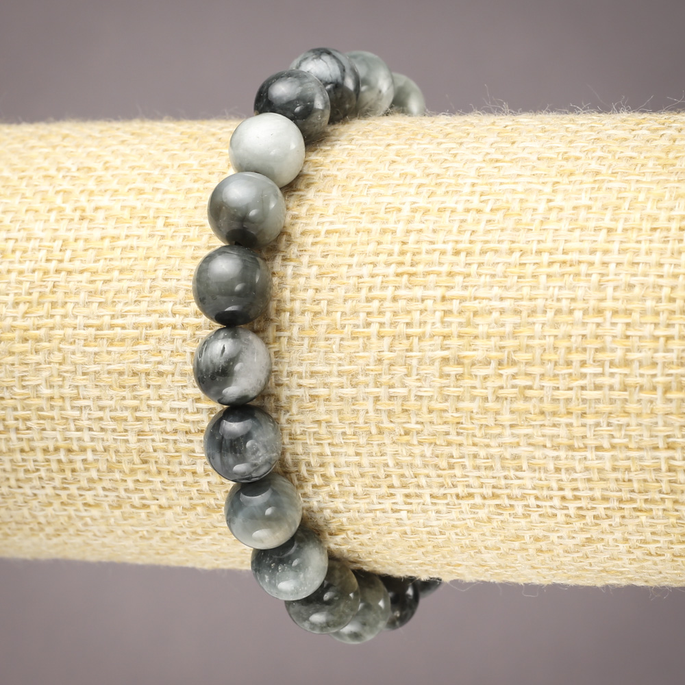 Náramek na elastické šňůrce z přírodního kamene sokolí oko – hladká kulička, průměr 8 mm (±)