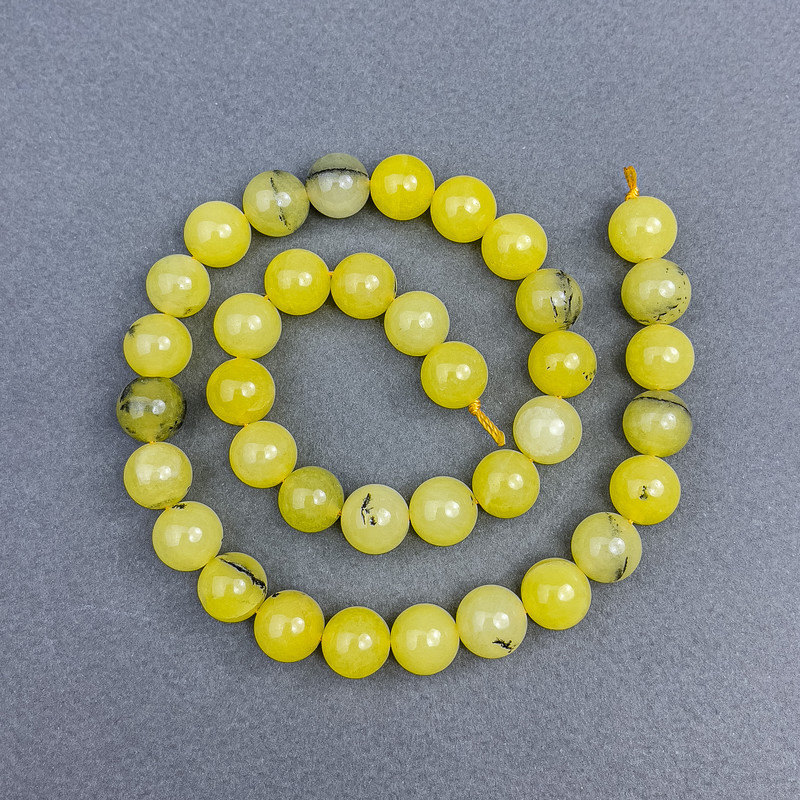 Žluté tyrkysové korálky, hladké kuličky, průměr 10 mm, navlečené na niti, délka cca 38 cm