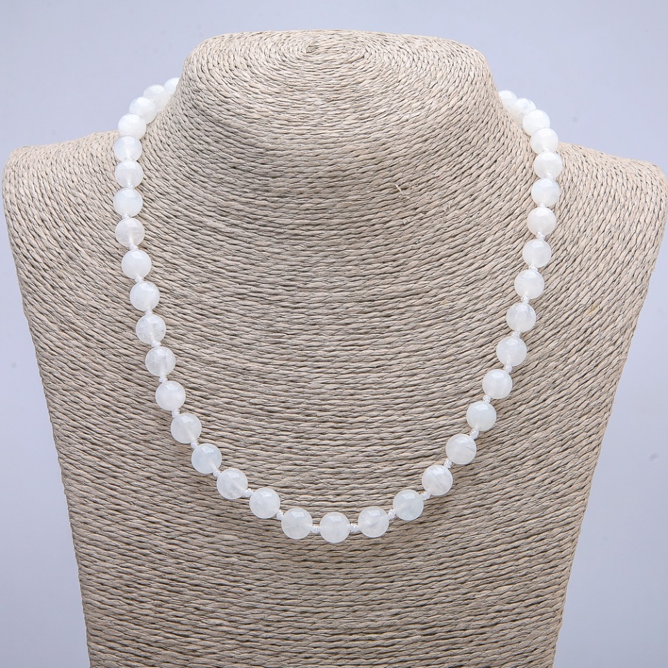 Náhrdelník z adularitu – hladká korálka o průměru 6 mm, délka 45 cm +