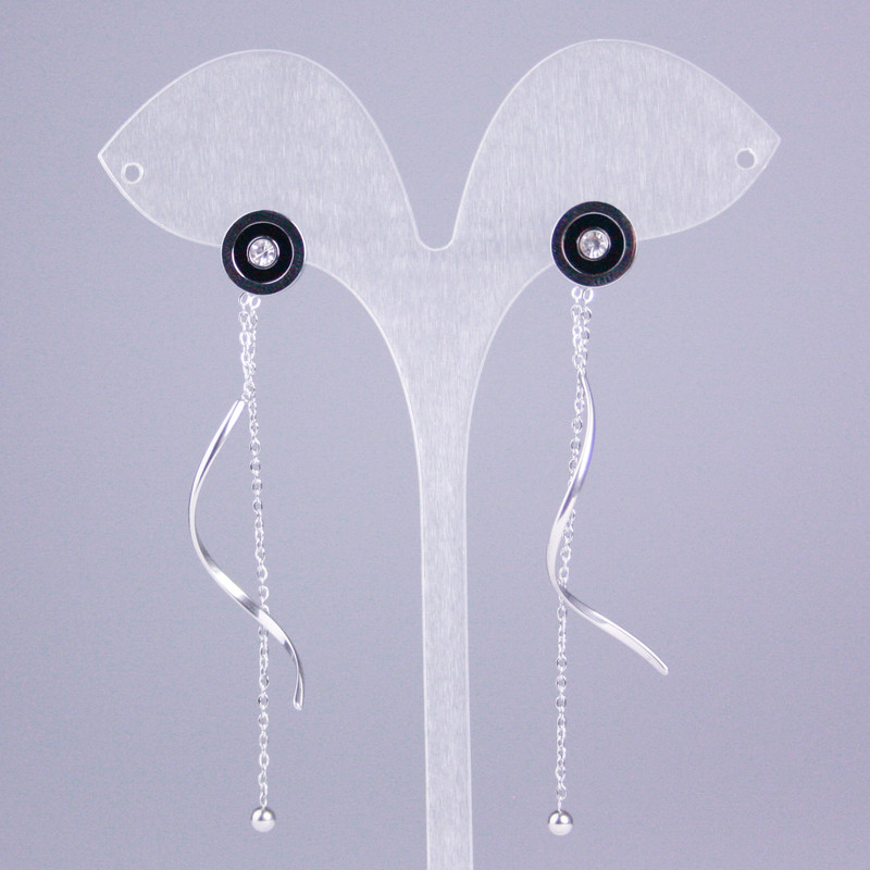 Náušnice peckové Xuping rhodiované s černým smaltem – kruh o průměru cca 10 mm, s bílými kamínky a řetízky, délka cca 7 cm