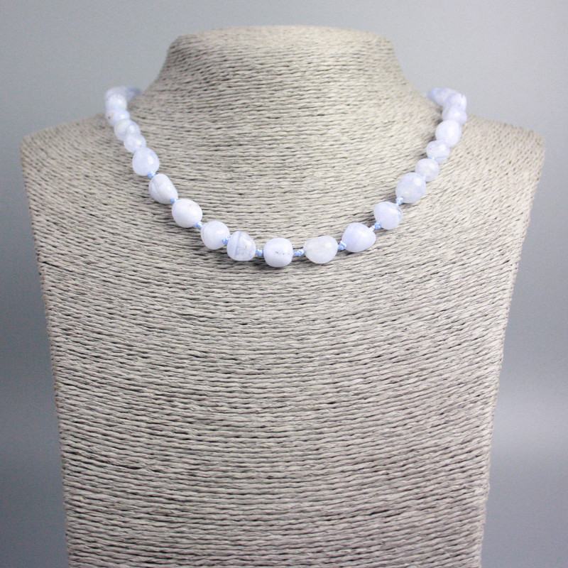 Náhrdelník z akvamarínu, broušené korálky, průměr 11×8 mm, délka 46 cm