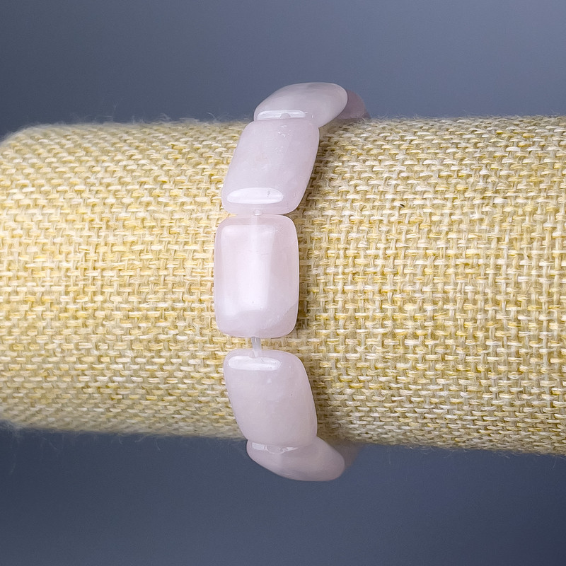 Náramek z růžového křemene, obdélníkové články, rozměr 13×18 mm, délka 18 cm (elastický)