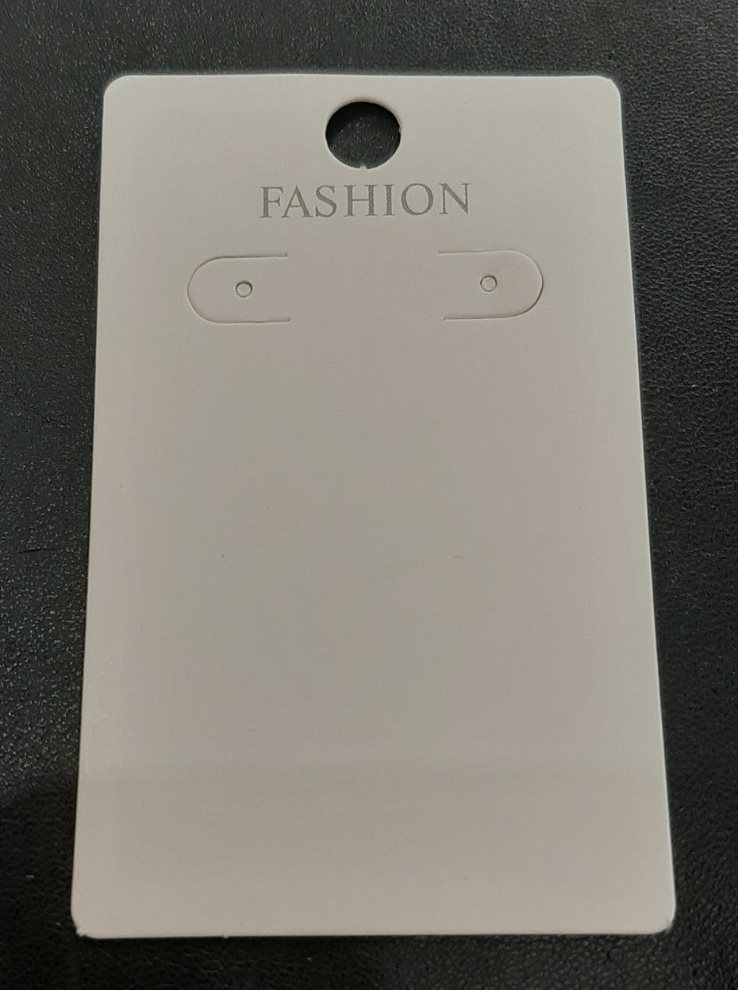 Planžetka na náušnice 7,5×4,5 cm – kartonová, balení 100 ks